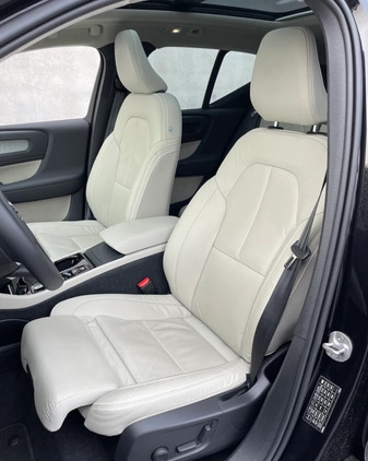 Volvo XC 40 cena 179900 przebieg: 10000, rok produkcji 2023 z Torzym małe 466